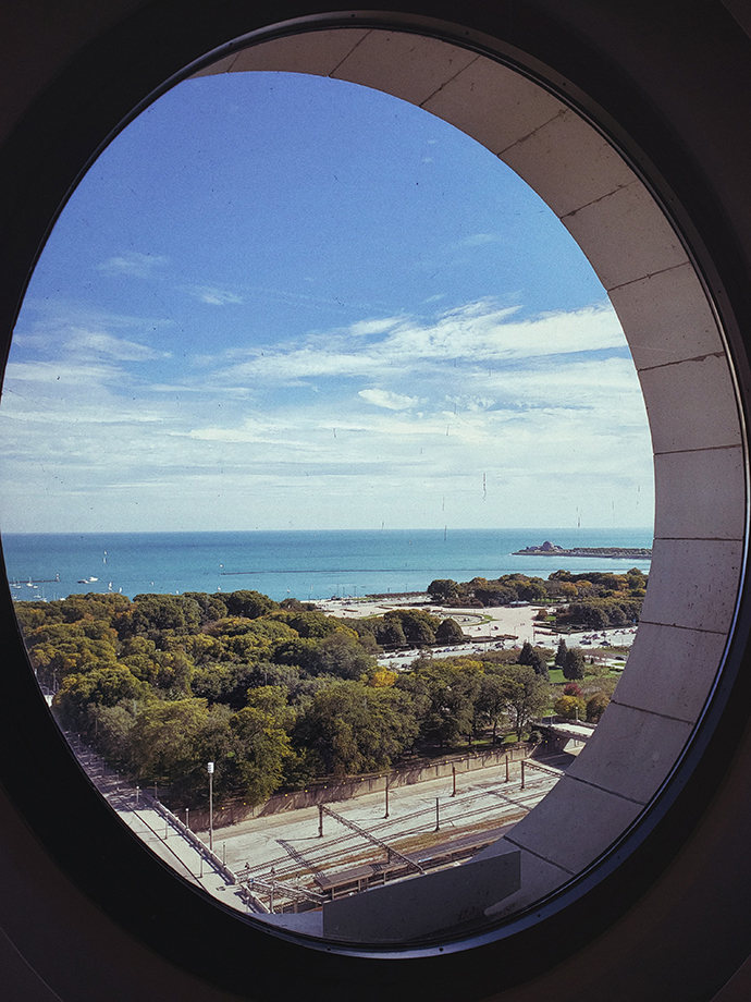 aluminium round window